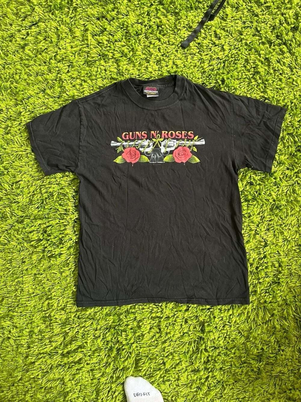 Vintage 2004 Guns N' Roses Artimonde Graphic Tee Black Medium